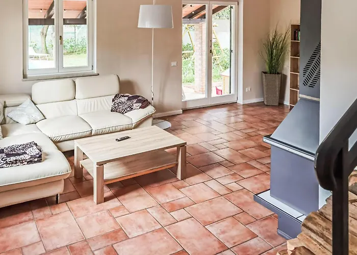 4 Bedroom Stunning In Сasa de vacaciones Medulin