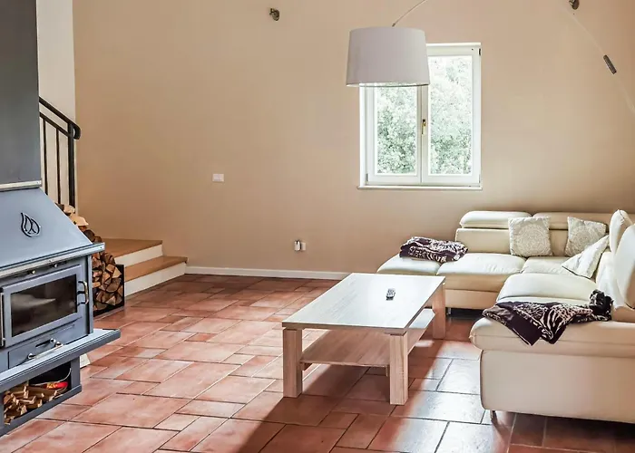 4 Bedroom Stunning In Сasa de vacaciones